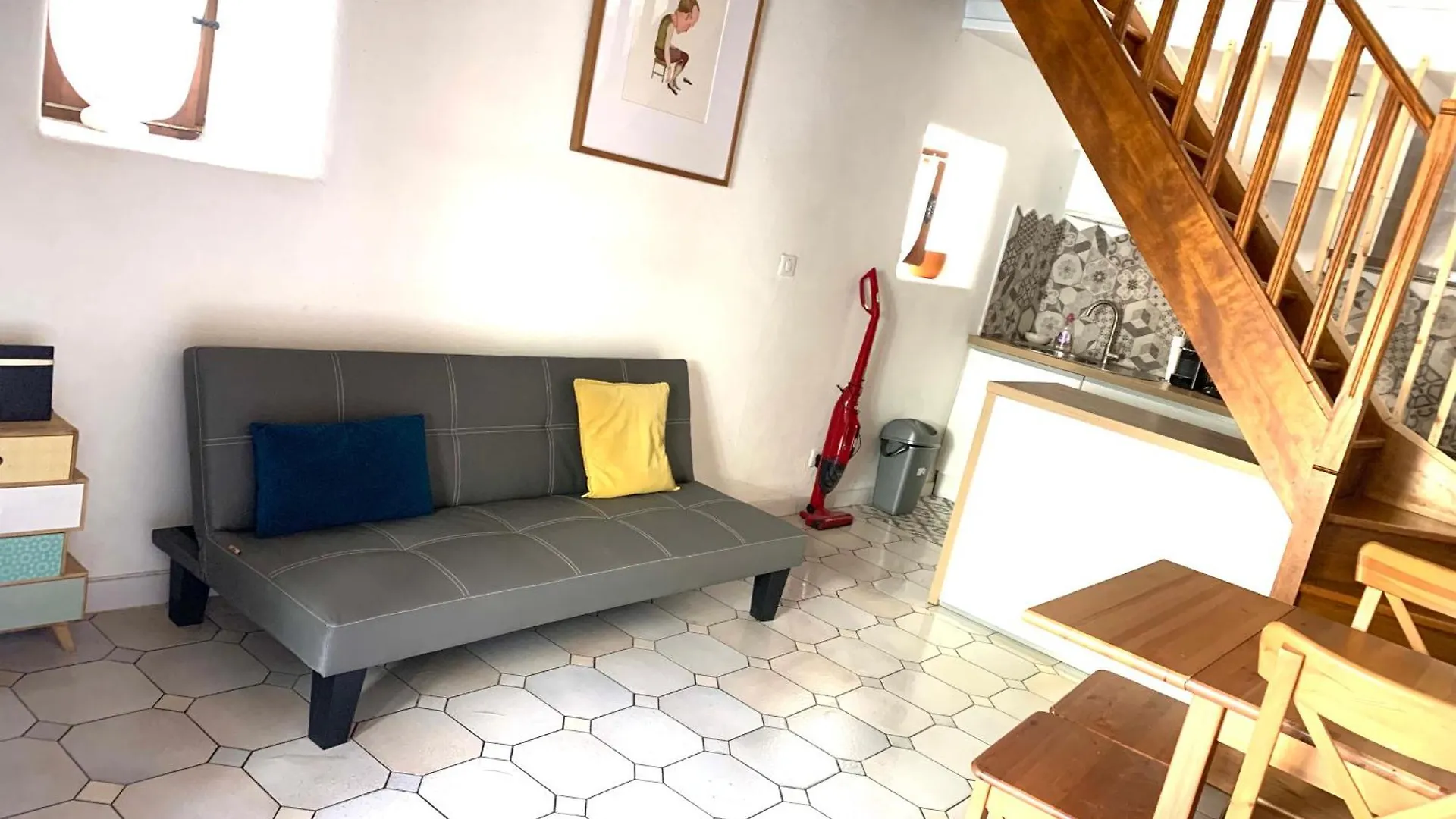 度假居 Ruoms Petite Maison 3* Centre-Village